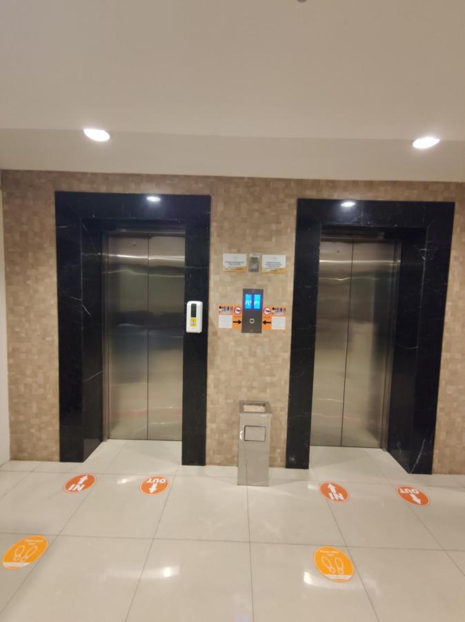 สวีท รูม ออน สติวเดนต์ พาร์ค อพาร์ตเมนต์ Aparthotel ยอกยาการ์ตา ภายนอก รูปภาพ