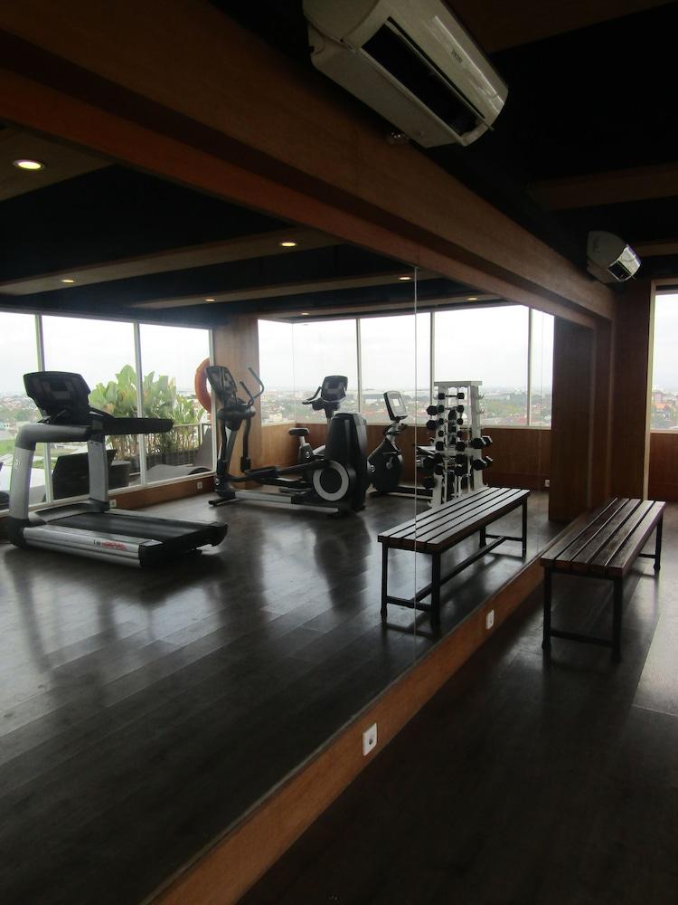 สวีท รูม ออน สติวเดนต์ พาร์ค อพาร์ตเมนต์ Aparthotel ยอกยาการ์ตา ภายนอก รูปภาพ