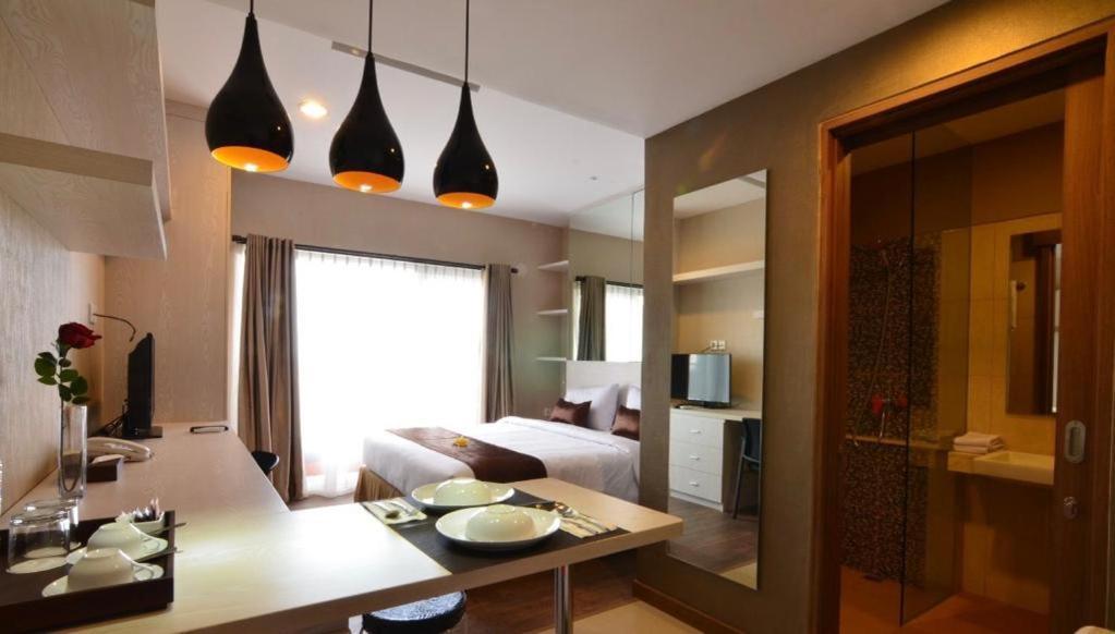 สวีท รูม ออน สติวเดนต์ พาร์ค อพาร์ตเมนต์ Aparthotel ยอกยาการ์ตา ภายนอก รูปภาพ
