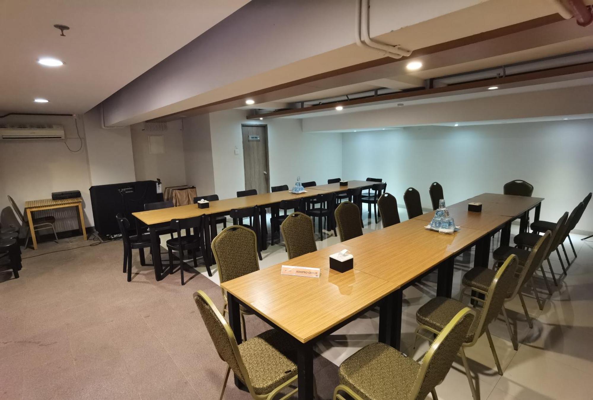 สวีท รูม ออน สติวเดนต์ พาร์ค อพาร์ตเมนต์ Aparthotel ยอกยาการ์ตา ภายนอก รูปภาพ