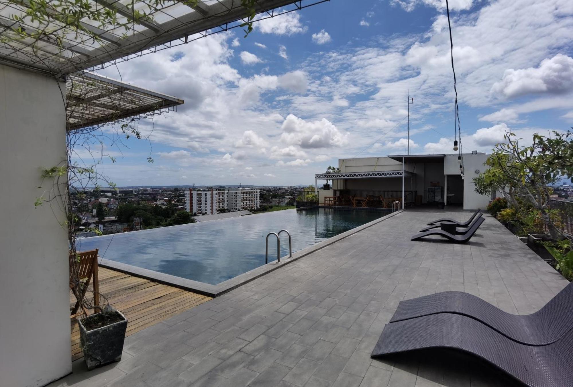 สวีท รูม ออน สติวเดนต์ พาร์ค อพาร์ตเมนต์ Aparthotel ยอกยาการ์ตา ภายนอก รูปภาพ