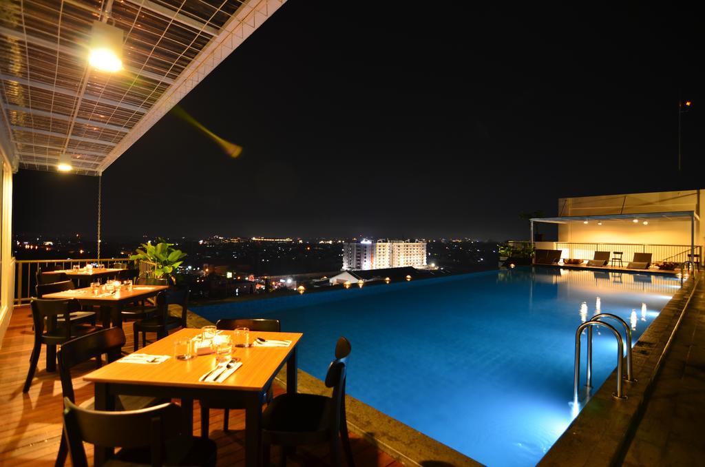 สวีท รูม ออน สติวเดนต์ พาร์ค อพาร์ตเมนต์ Aparthotel ยอกยาการ์ตา ภายนอก รูปภาพ