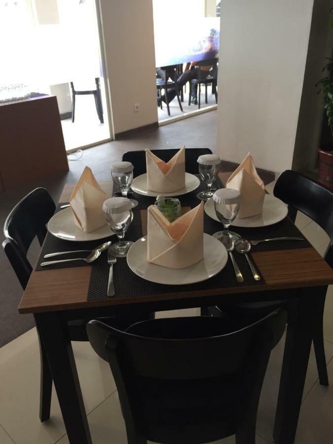 สวีท รูม ออน สติวเดนต์ พาร์ค อพาร์ตเมนต์ Aparthotel ยอกยาการ์ตา ภายนอก รูปภาพ